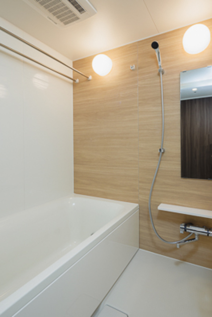 バス・シャワールーム　※写真は同タイプ住戸です。