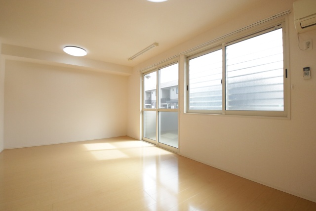 居室・リビング　※別室の参考写真の為、現況優先です。