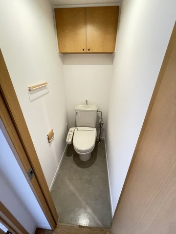 トイレ　ウォシュレット付きのトイレです♪