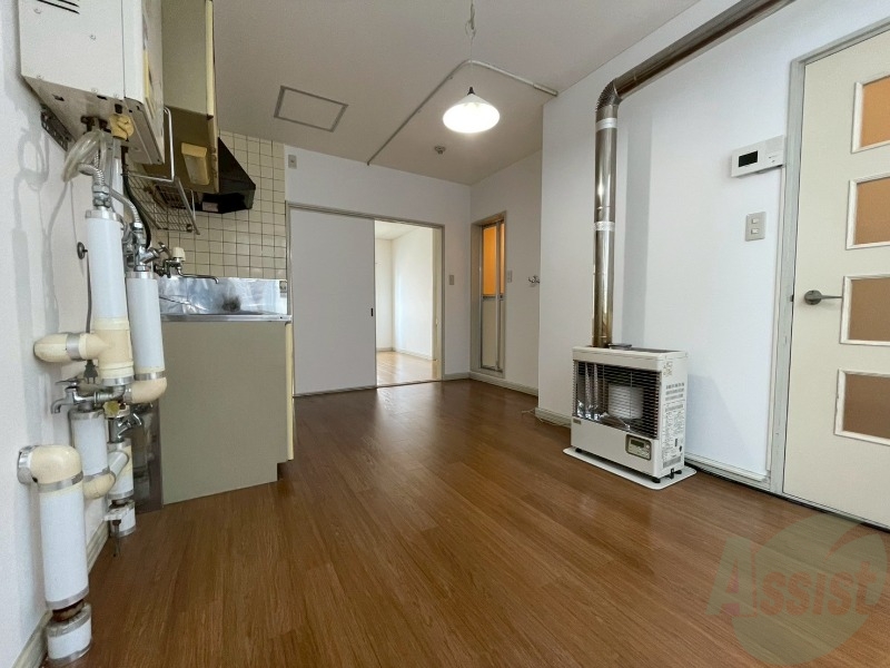 居室・リビング　広くてきれいなリビングです！快適に過ごせそうですね。