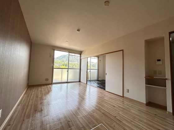 居室・リビング　※別部屋の写真です