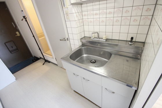 キッチン　※別部屋の写真です