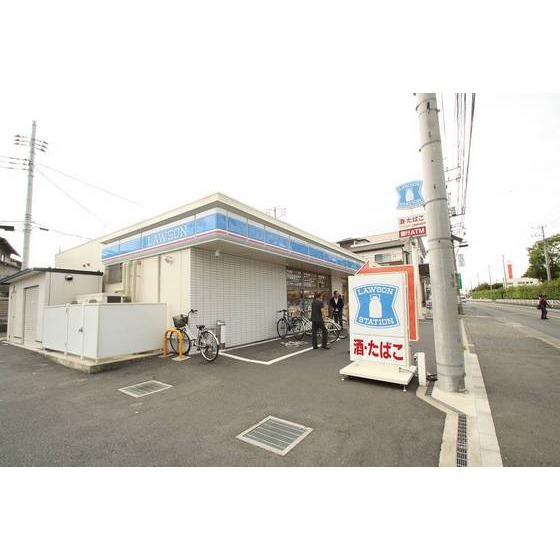 コンビニ　ローソン神奈川工科大学前店（コンビニ）まで180m