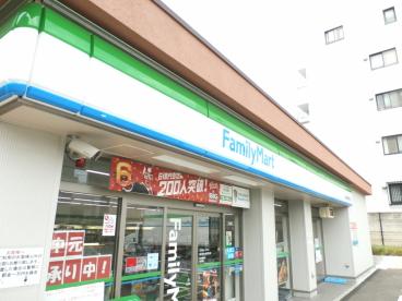 コンビニ　ファミリーマート 品川桐ヶ谷通り店（コンビニ）まで488m