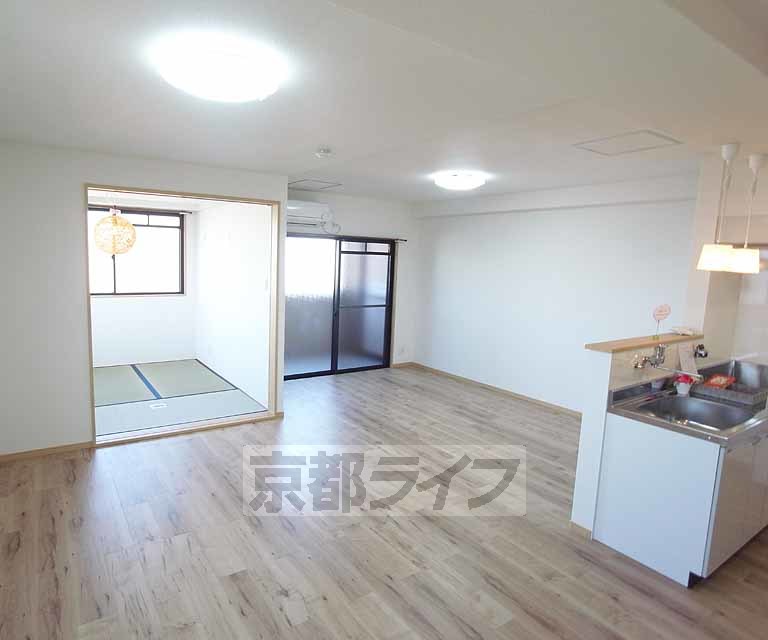 居室・リビング　リビングはとっても広いです。