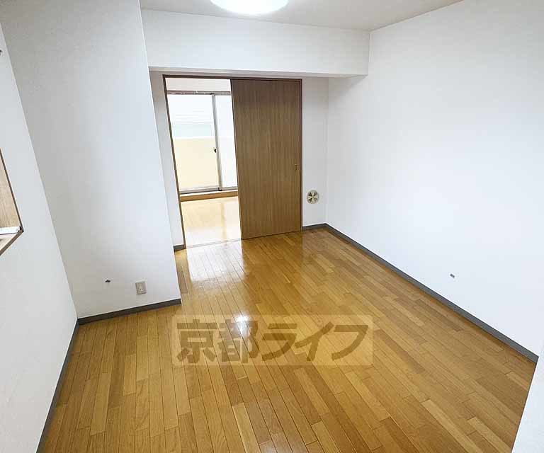 居室・リビング　きれいな室内です・