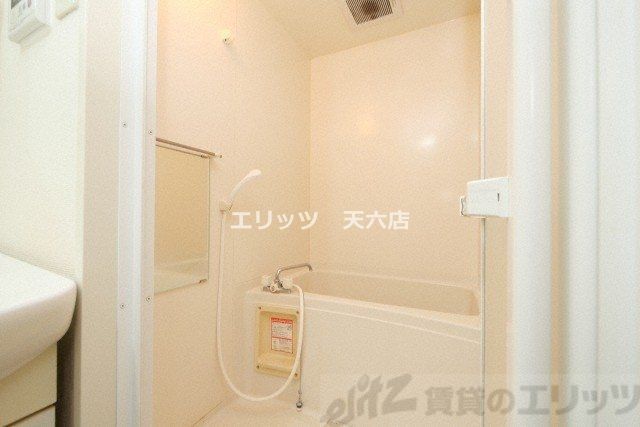 バス・シャワールーム　洗面