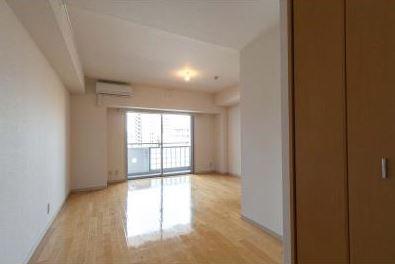 居室・リビング　広めの室内がおすすめ