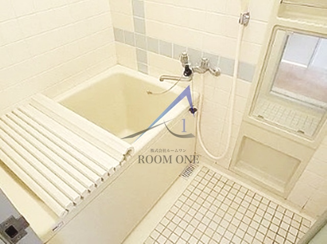 バス・シャワールーム　お風呂です。