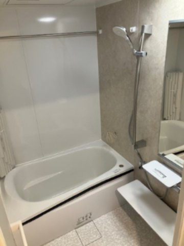 バス・シャワールーム　同間取り、別号室の写真です。