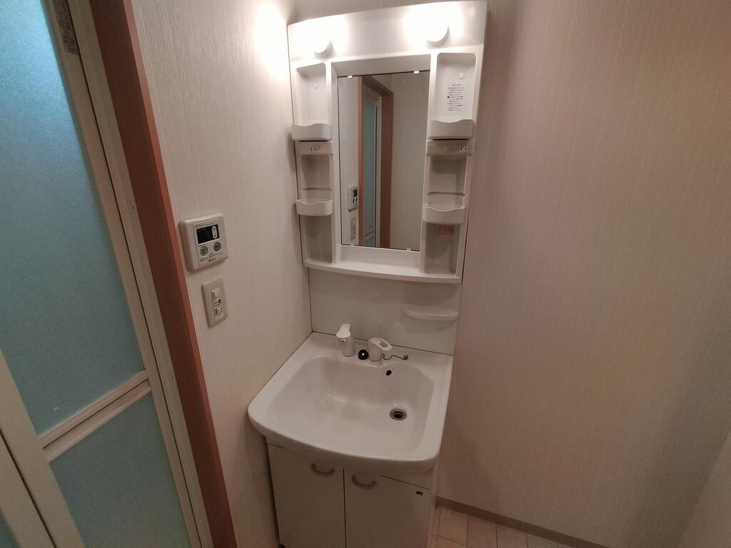 洗面設備　同仕様写真