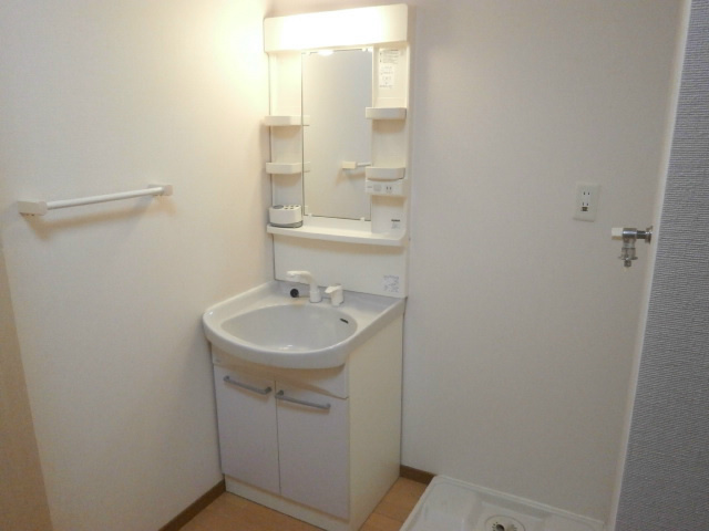 洗面設備　同型タイプ