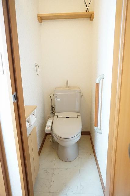 トイレ　トイレ