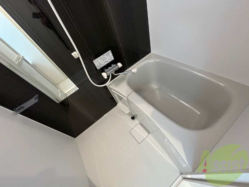 バス・シャワールーム　疲れを癒すには湯船でゆっくりするのが良いですよ。