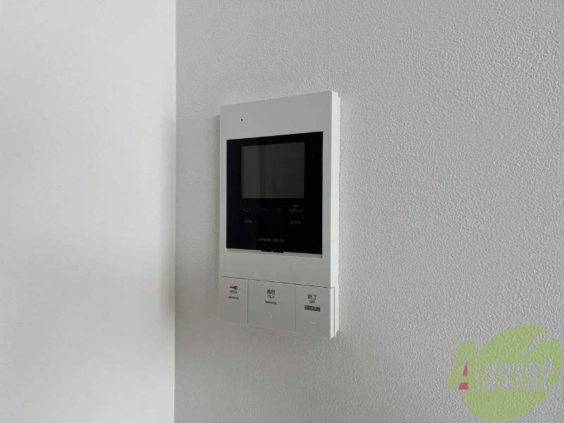 セキュリティ　ＴＶモニター付インターホンです。来客者の顔が見えるので安心！