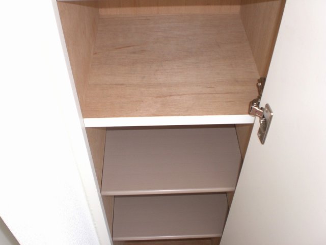 玄関　シューズボックス