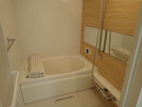 バス・シャワールーム　高級感のあるお風呂！