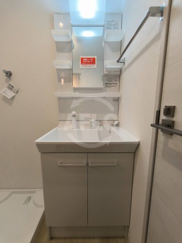 洗面設備　Raffine大阪九条　独立洗面台