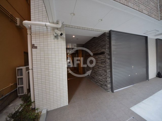 エントランス　エスパシオ・コモド大阪新町　エントランス