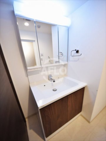 洗面設備　エスパシオ・コモド大阪新町　シャンプードレッサー