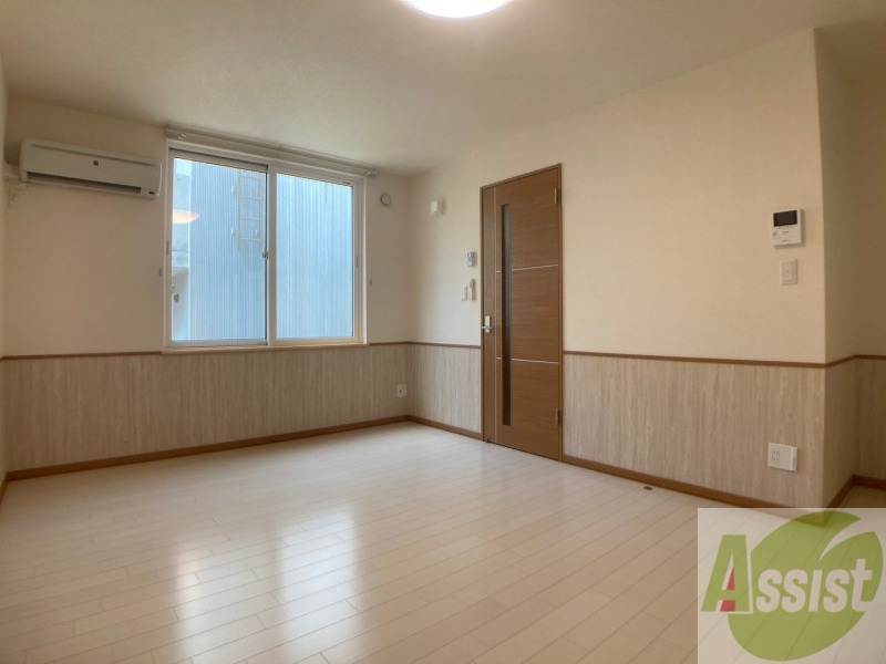 居室・リビング　広くてキレイなＬＤＫが広がっていて、充実した生活が送れそう。