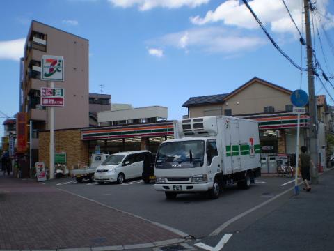 その他　セブンイレブン吹田元町店（その他）まで448m