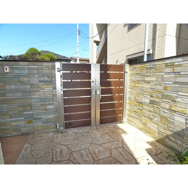 エントランス　エントランス