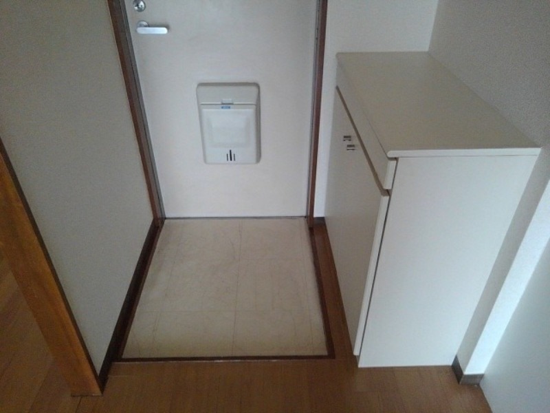 玄関　図面と現状に相違がある場合には現状を優先