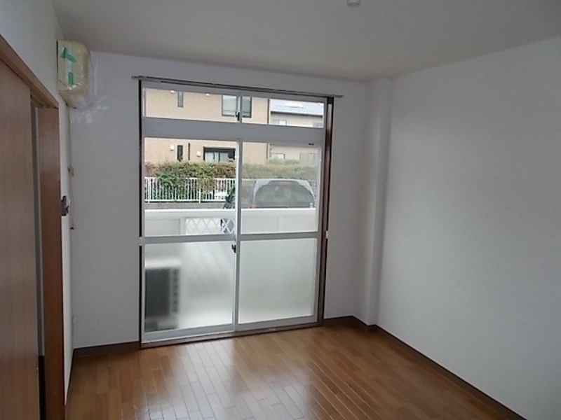 居室・リビング　図面と現状に相違がある場合には現状を優先