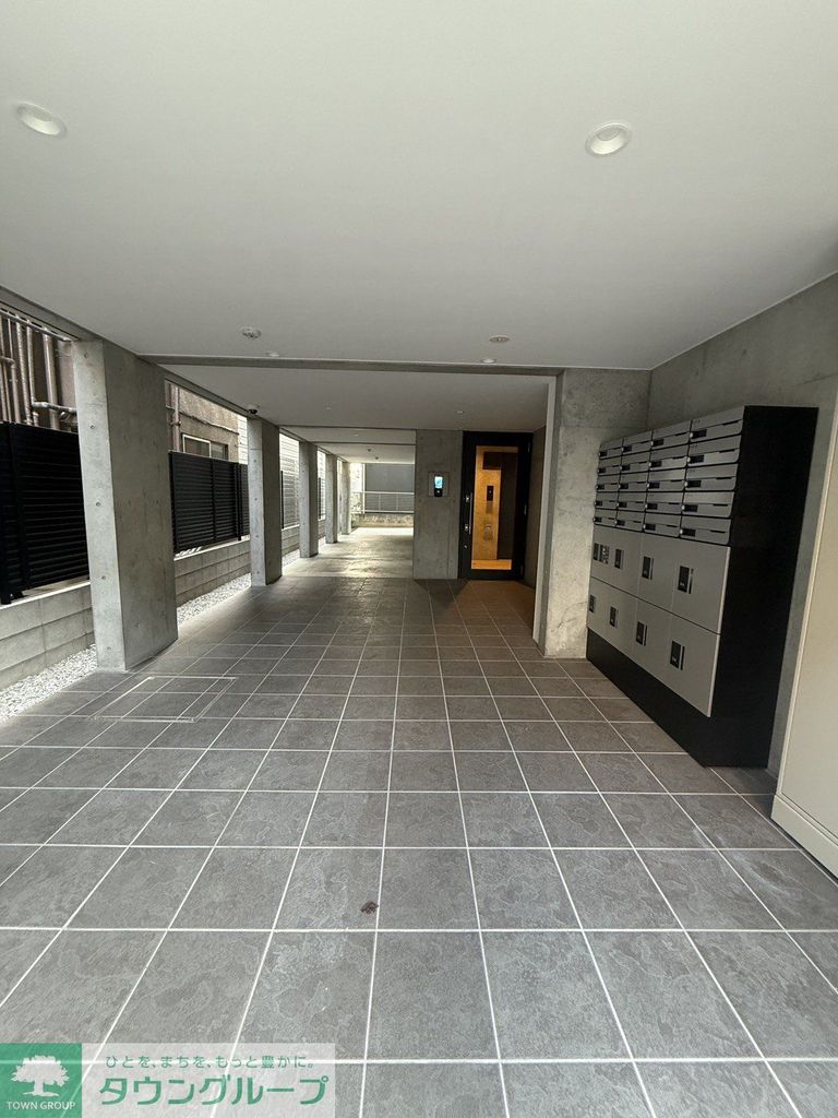 エントランス　エントランス