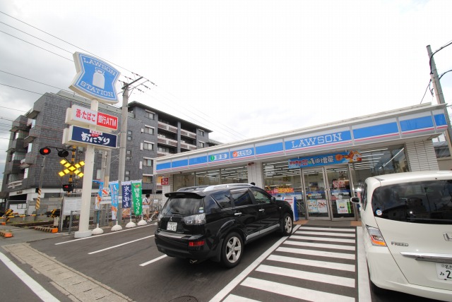 コンビニ　ローソン井尻３（コンビニ）まで613m