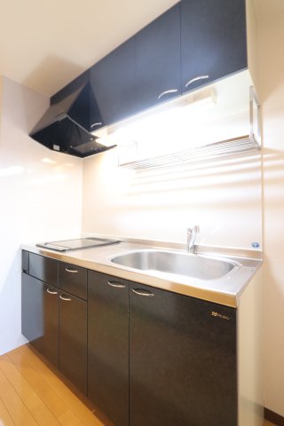 キッチン　現状優先です。