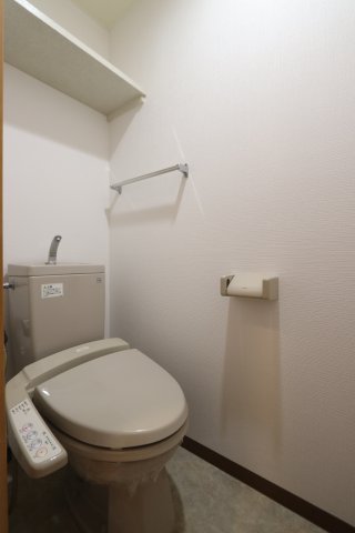 トイレ　現状優先です。