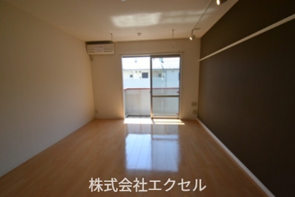 居室・リビング　風通し良好です。