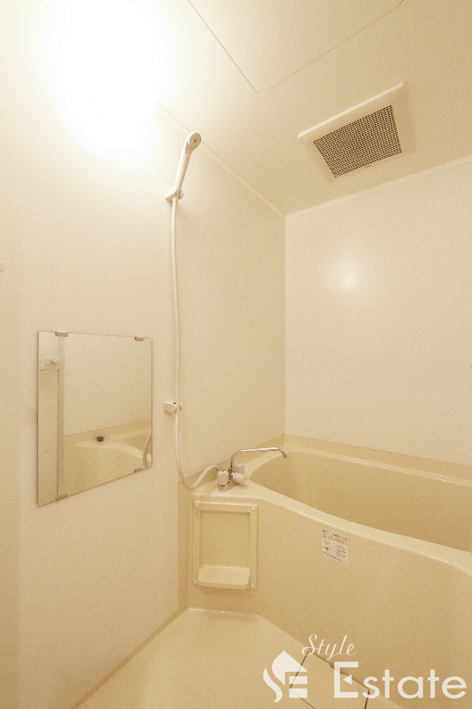 バス・シャワールーム　バスルーム