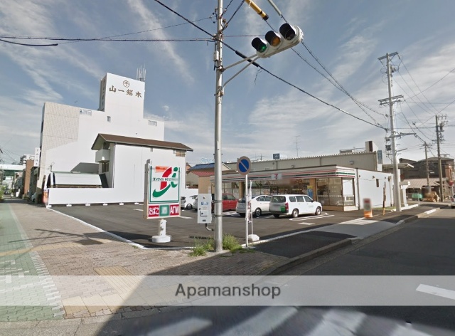 コンビニ　セブン－イレブン名古屋山王３丁目店（コンビニ）まで678m