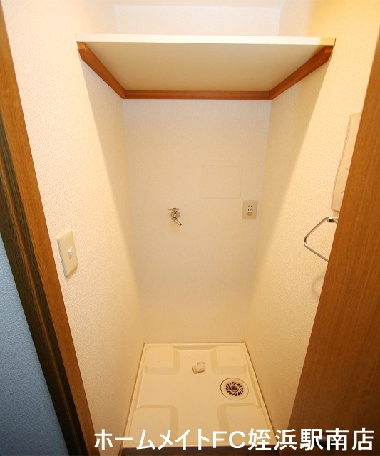 その他設備　★洗濯機置き場は隠す事が出来ます★参考写真