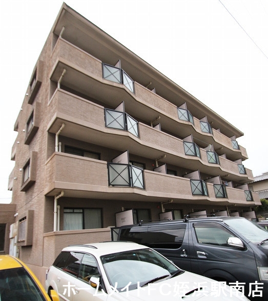 建物外観　★スーパー・コンビニ徒歩圏内★