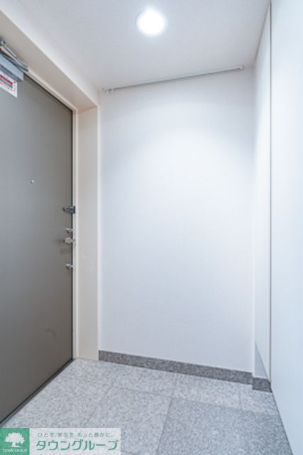 玄関　※写真は同タイプ住戸です。