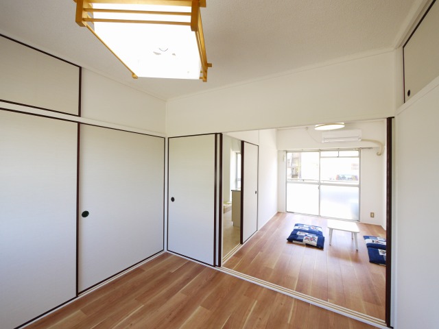 居室・リビング　ゆったりとした居間です