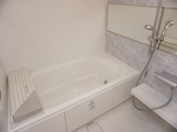 バス・シャワールーム　浴室