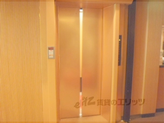 その他　エレベーター