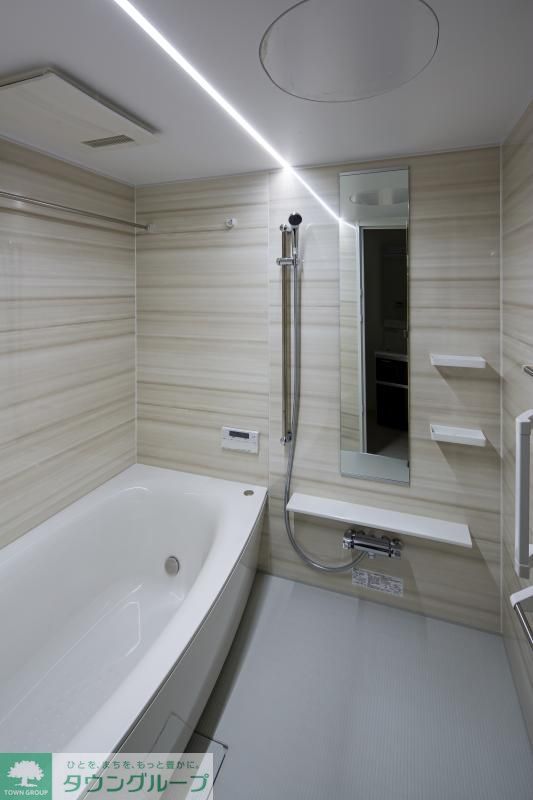 バス・シャワールーム　バス