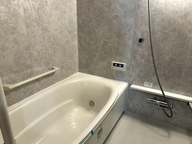 バス・シャワールーム　※写真は同タイプ住戸です。