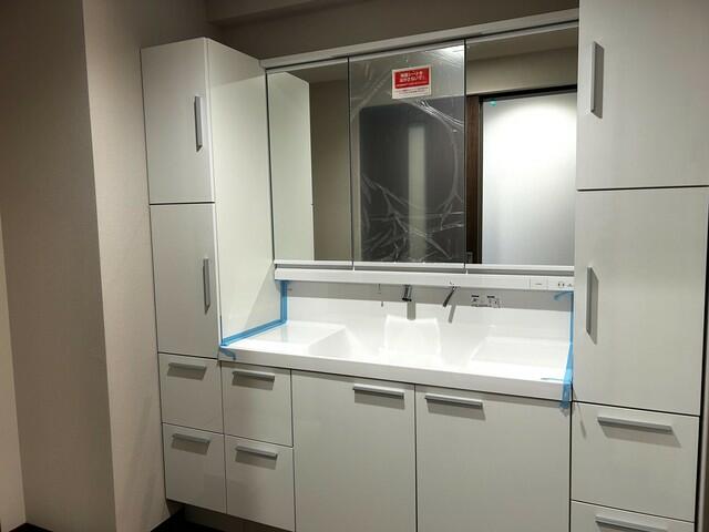 洗面設備　※写真は同タイプ住戸です。