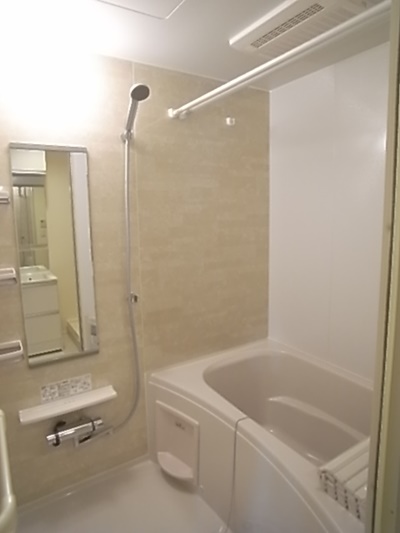 バス・シャワールーム　写真は新築時のものになります
