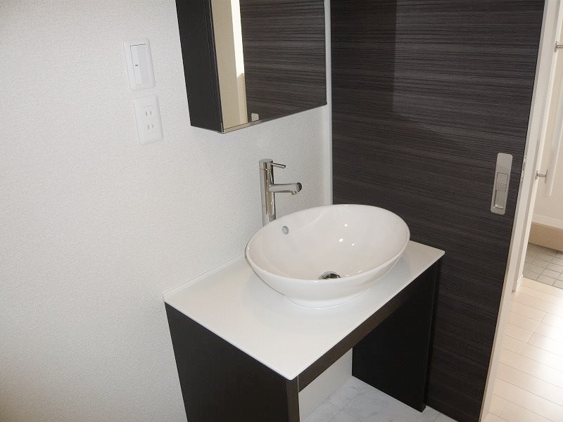 洗面設備　同仕様