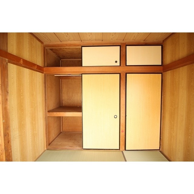 収納　※写真準備中。他室の写真になります。