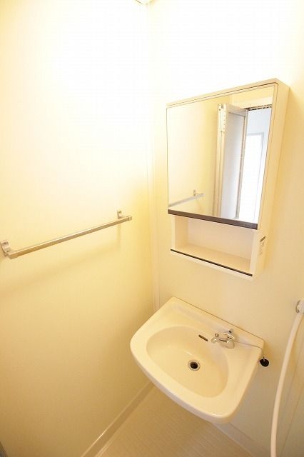 洗面設備　★鏡付の洗面台★