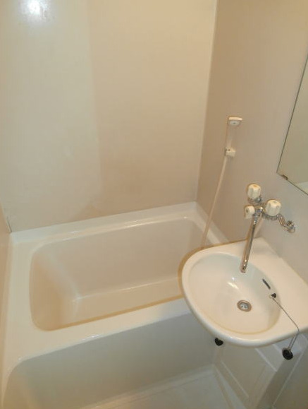 バス・シャワールーム　同仕様